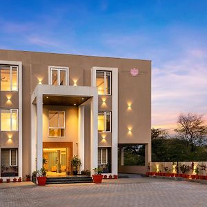 Seasons Sajjangarh