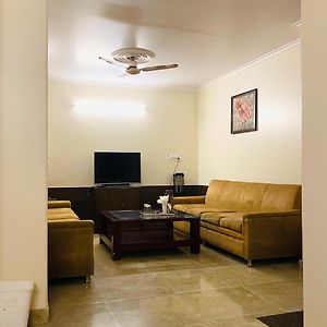 Hotel Mayur Deluxe Meerut